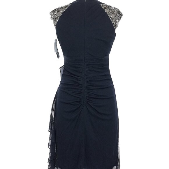 Betsy & Adam - Size 6 - Cocktail dress - Picture 2 of 3